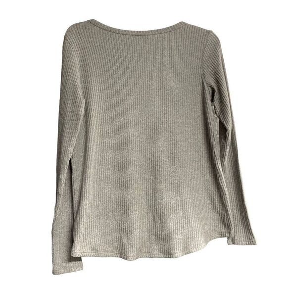 AMERICAN EAGLE OUTFITTERS Gray Long Sleeve V-Neck Sweater Size Small - Picture 2 of 9